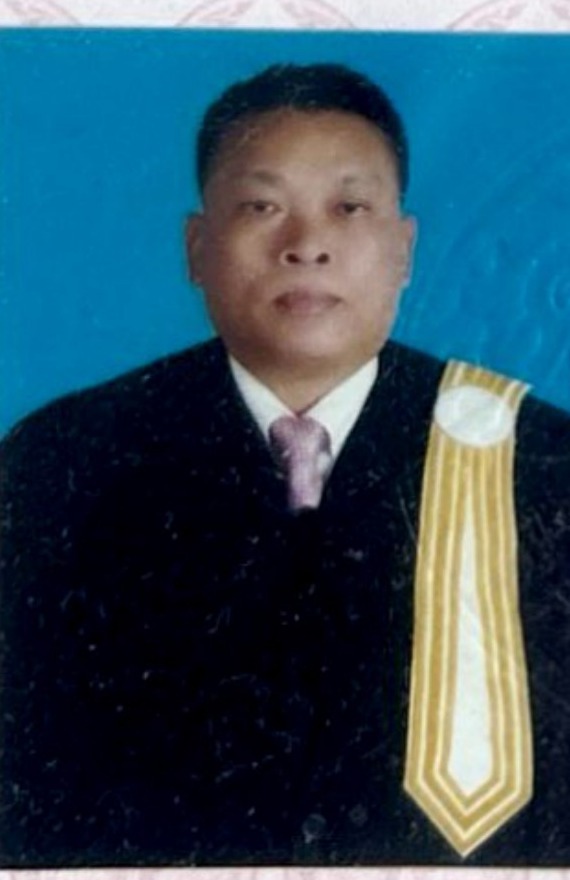 นายไพรรัตน์ ภูครองทุ่ง